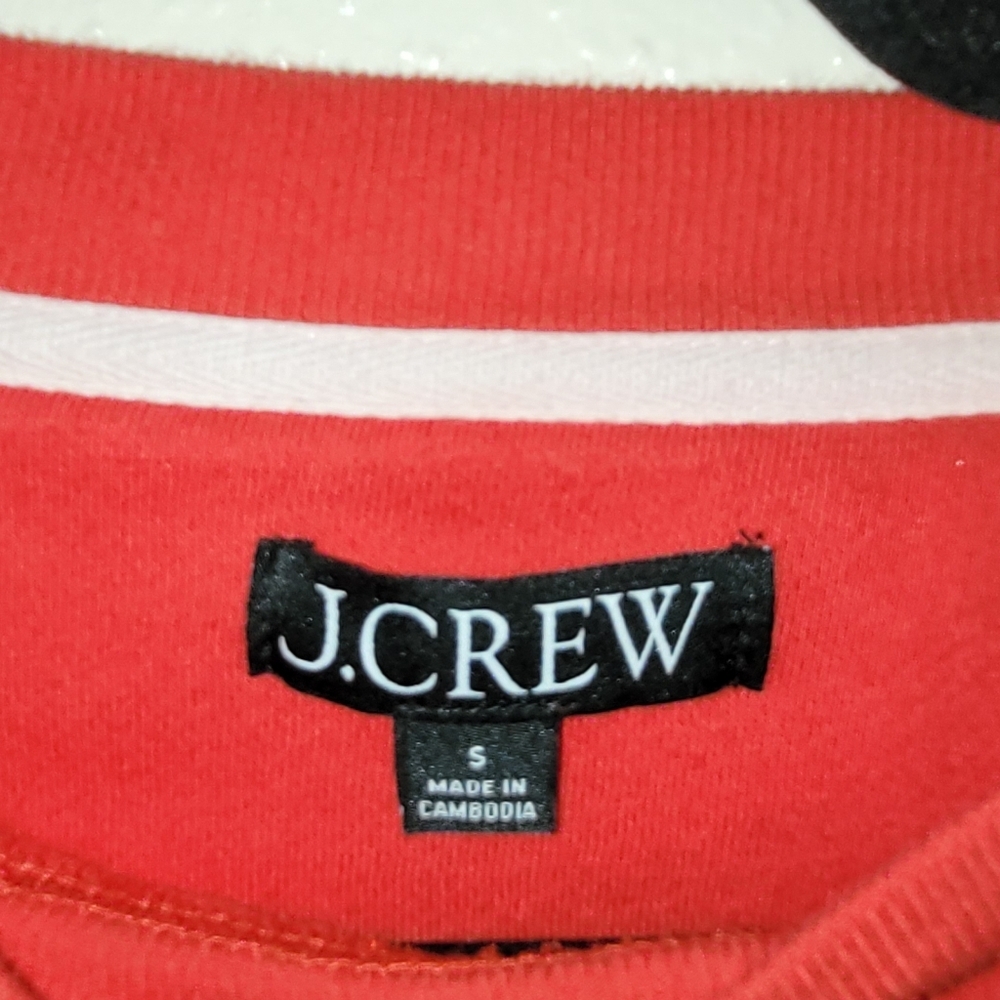 J Crew Heritage Fleece Cropped Sweatshirt with Gold Buttons Red Nautical Small - Picture 3 of 5